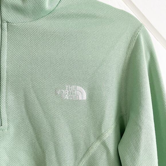 The North Face Women's M Sage Green Vaporwick Pullover 1/4 Zip Long Sleeve Top - Picture 2 of 6